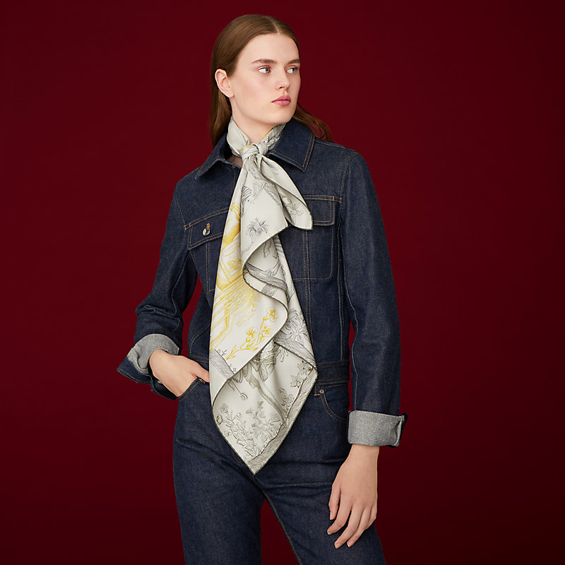 Della Cavalleria Favolosa double face scarf 90 | Hermès